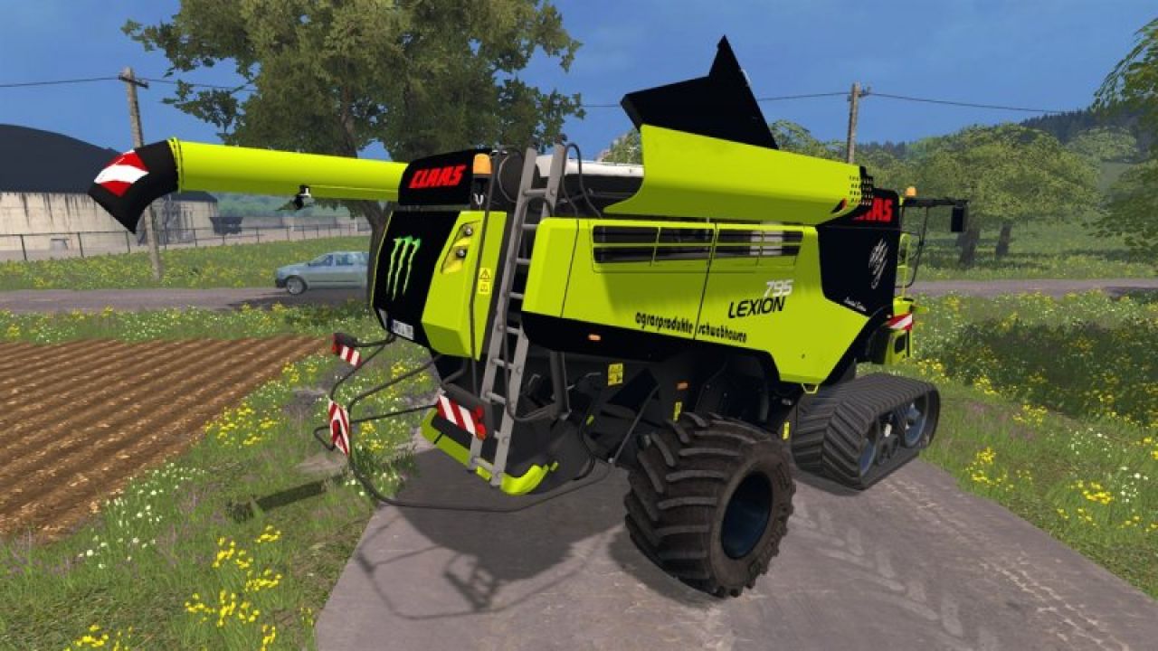 Claas Lexion 795 with Vario 1350