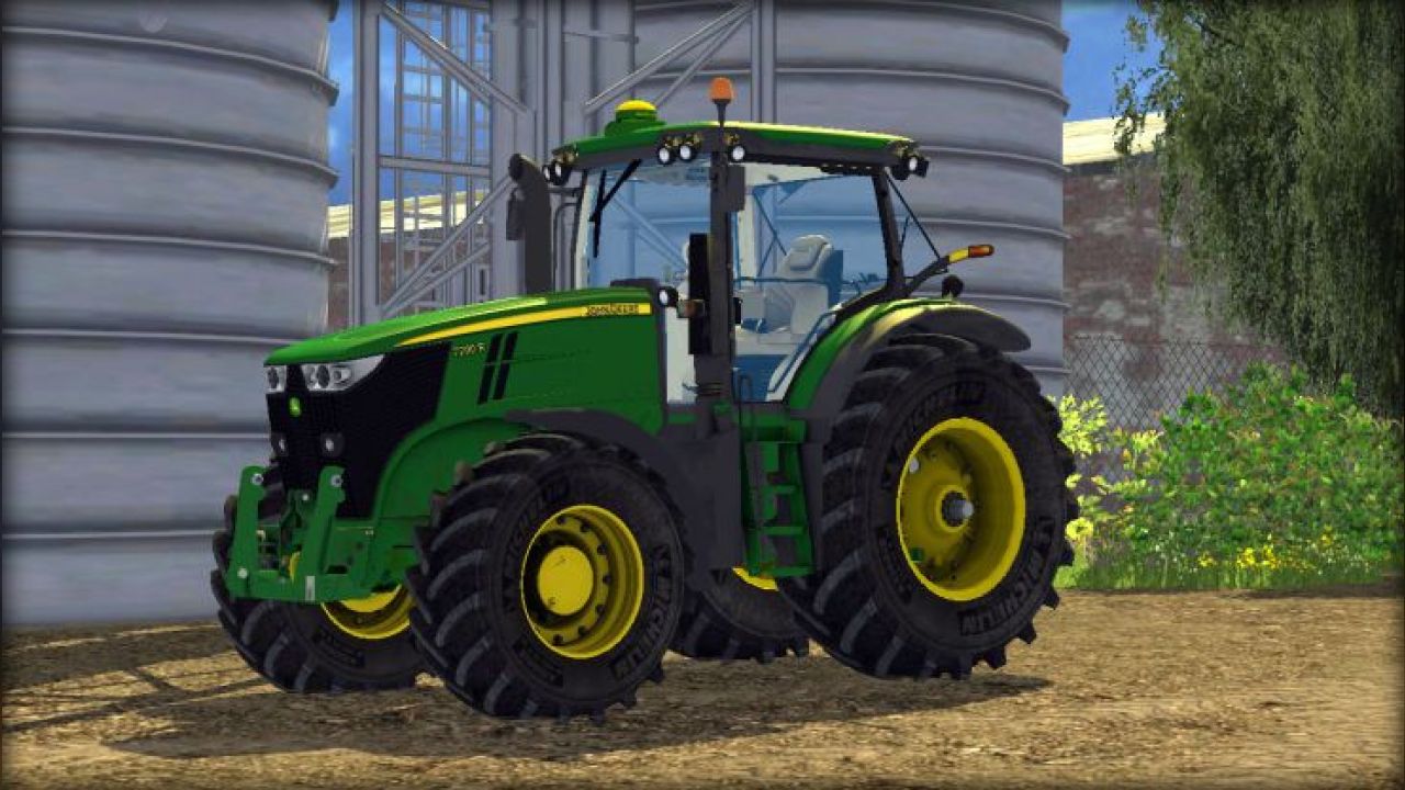 John Deere 7200R New version