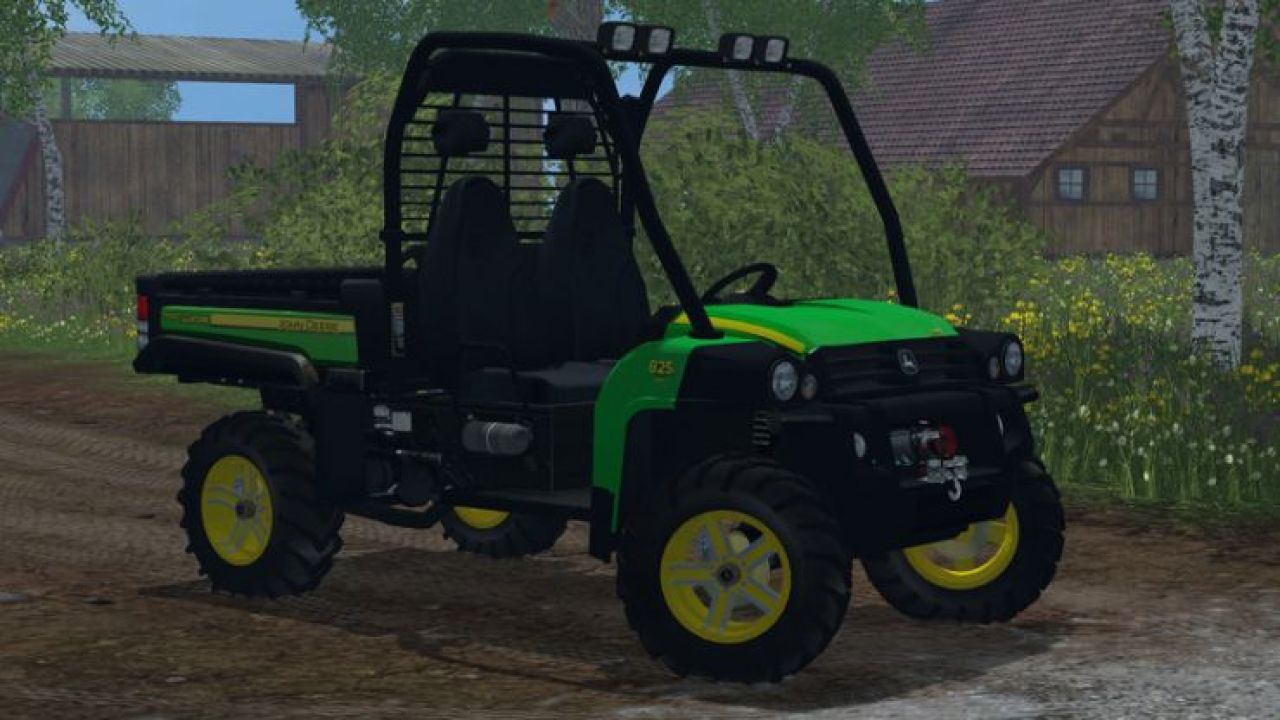 John Deere Gator 825i