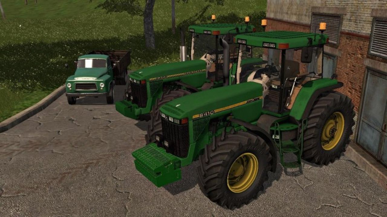 John Deere 8400