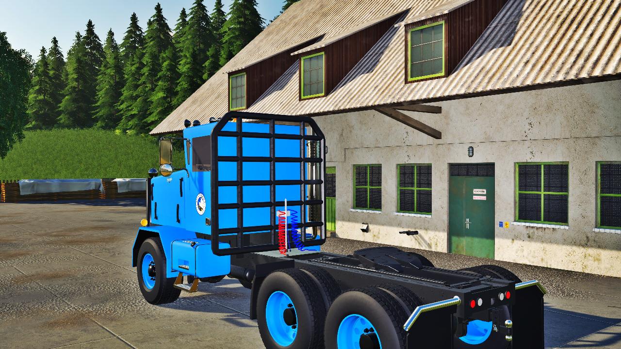 Oshkosh Semi Hauler