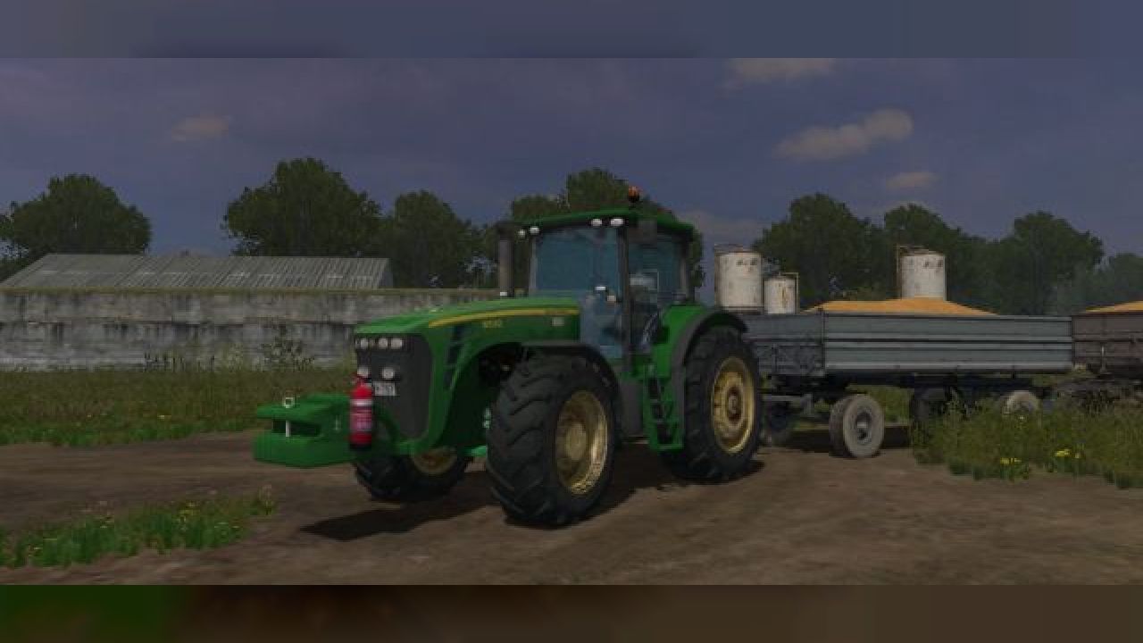 John Deere 8530