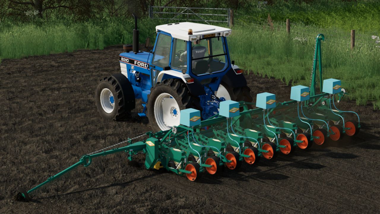 Armer Salmon 10 Row Planter