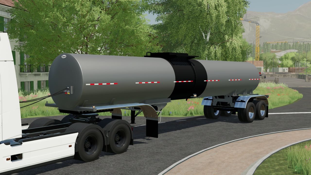 Etnyre tanker truck