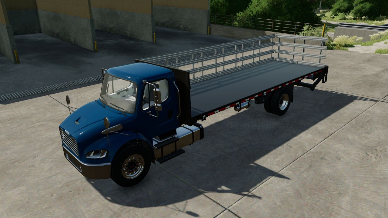 Freightliner M2 Stakebed