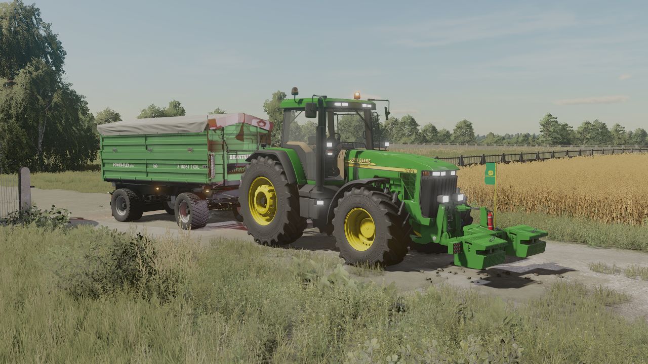 John Deere 8010