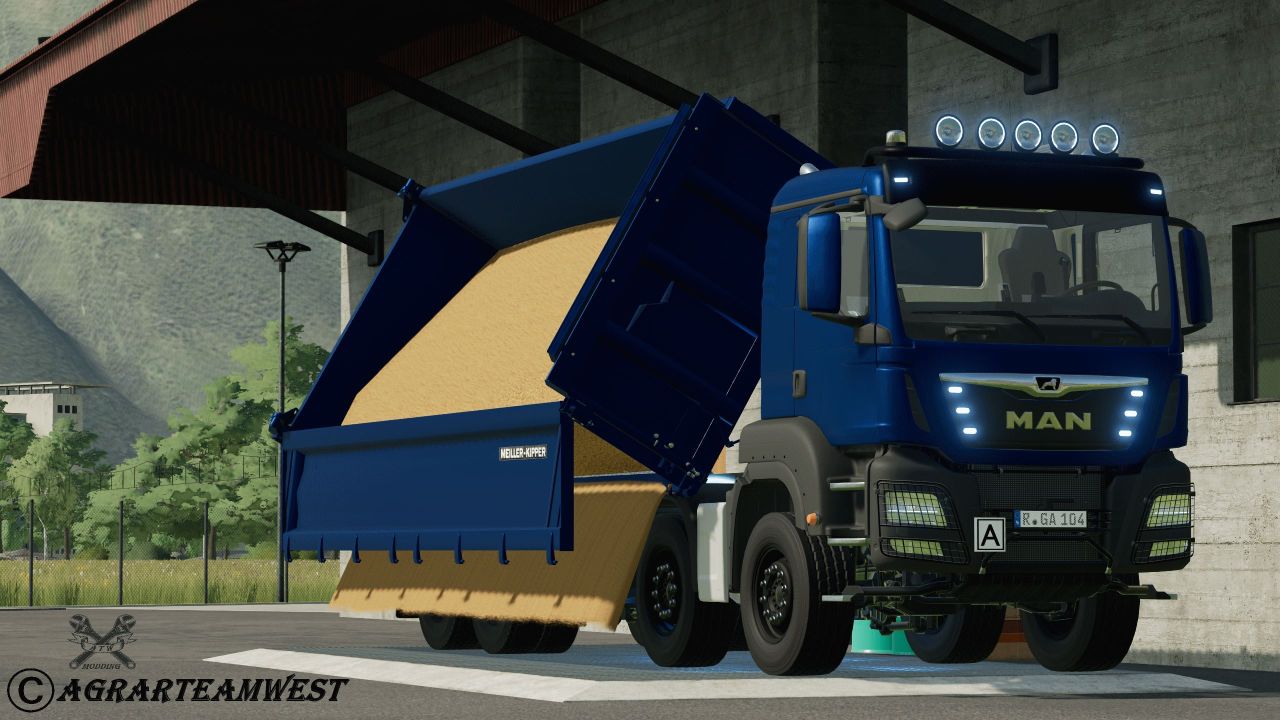 MAN TGS 4 axle tipper