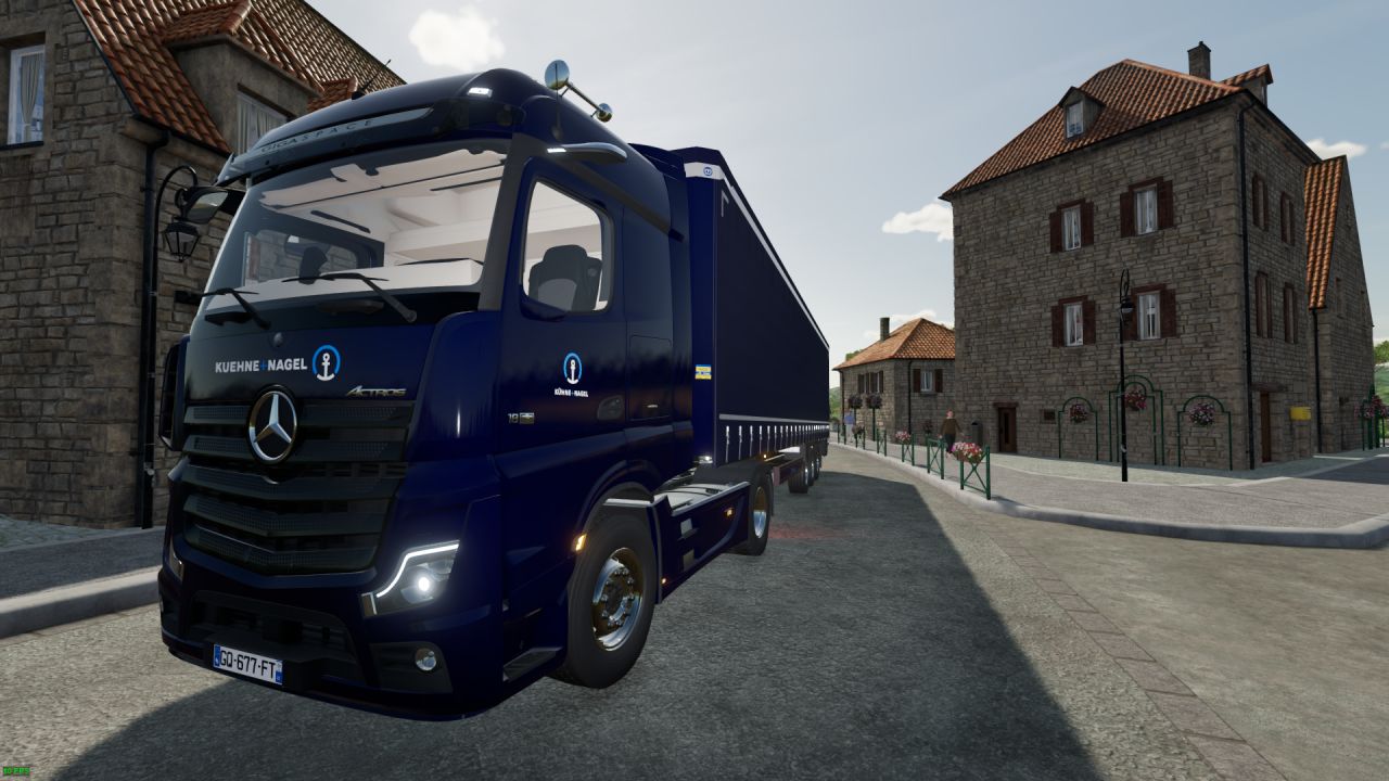 Mercedes Actros 2020 - Kuehne+Nagel Group.