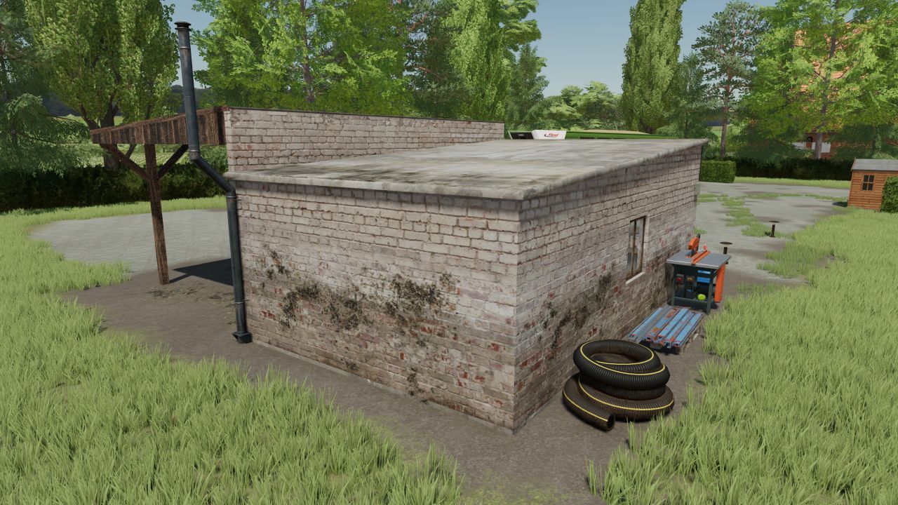 Old Small Garage