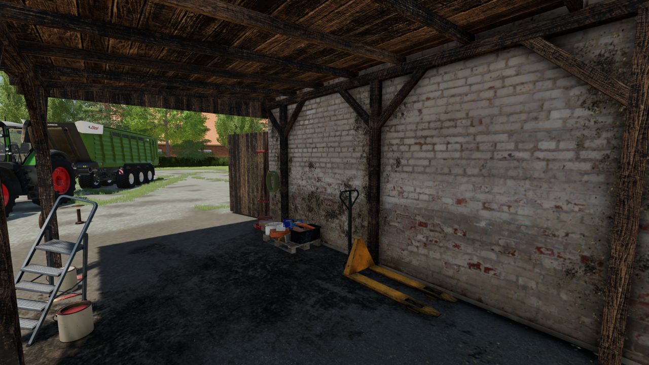 Old Small Garage