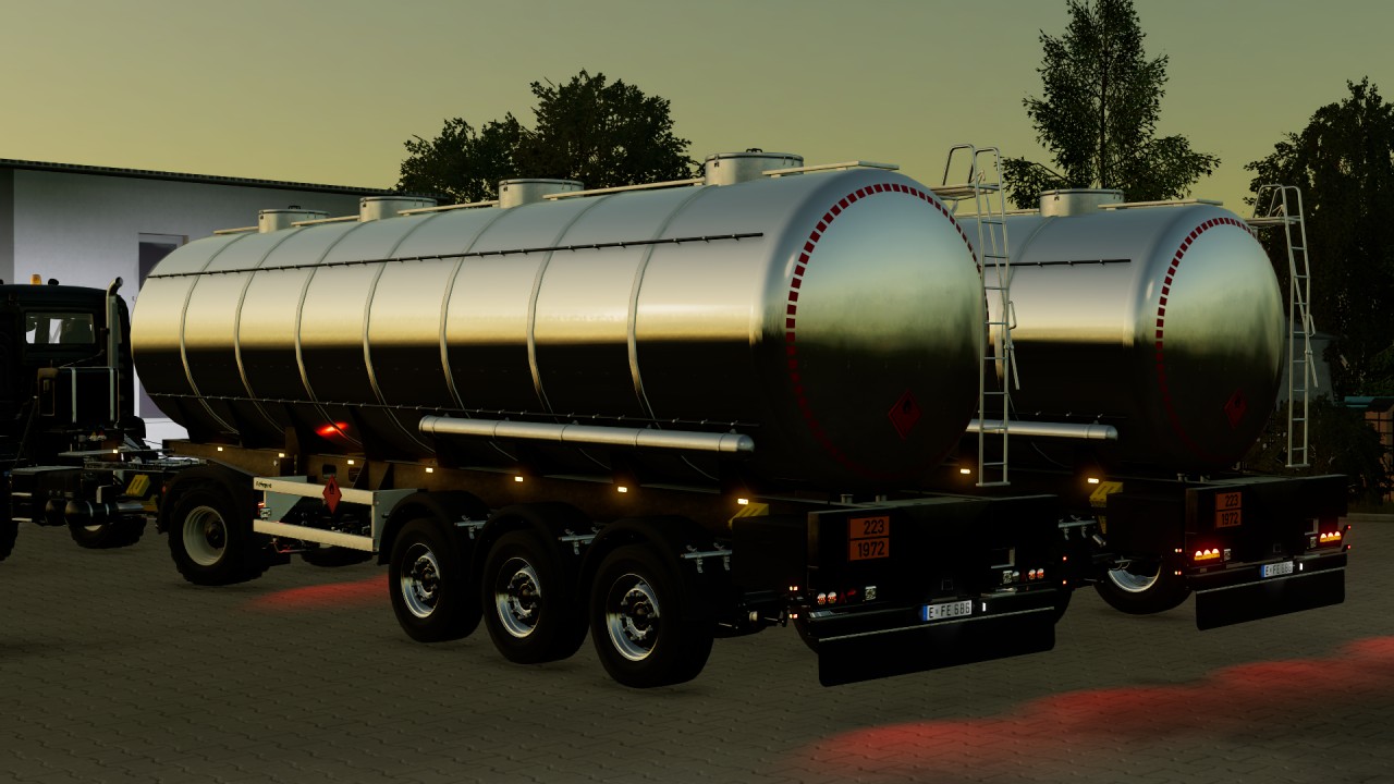 Tank trailer methane