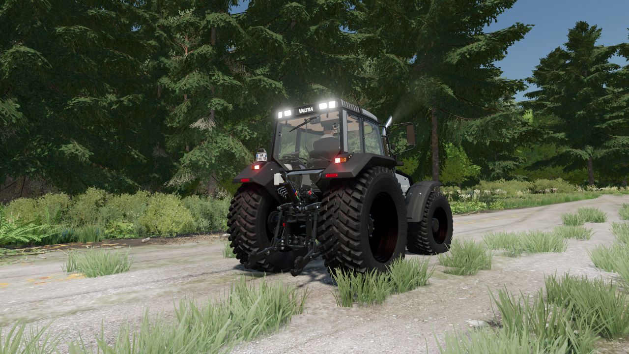 Valtra Valmet 8750