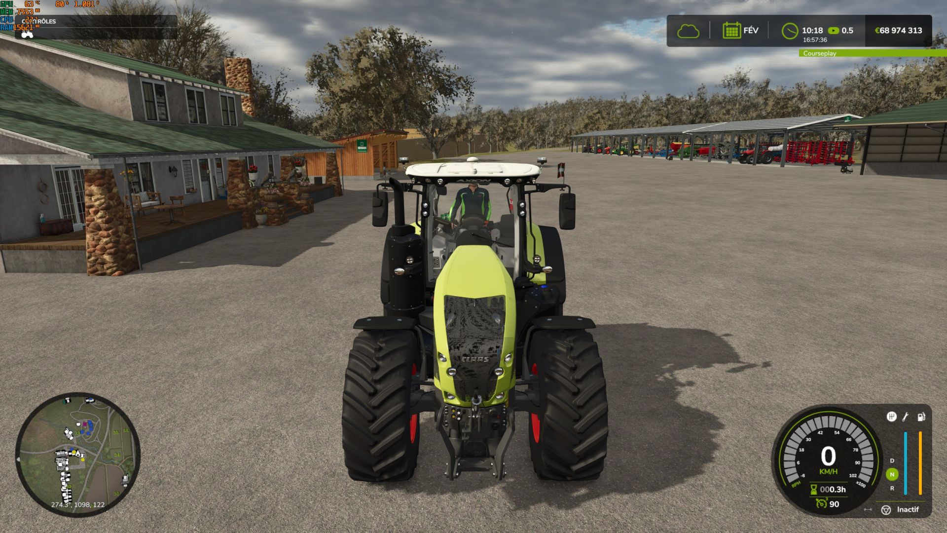 CLAAS Axion 900