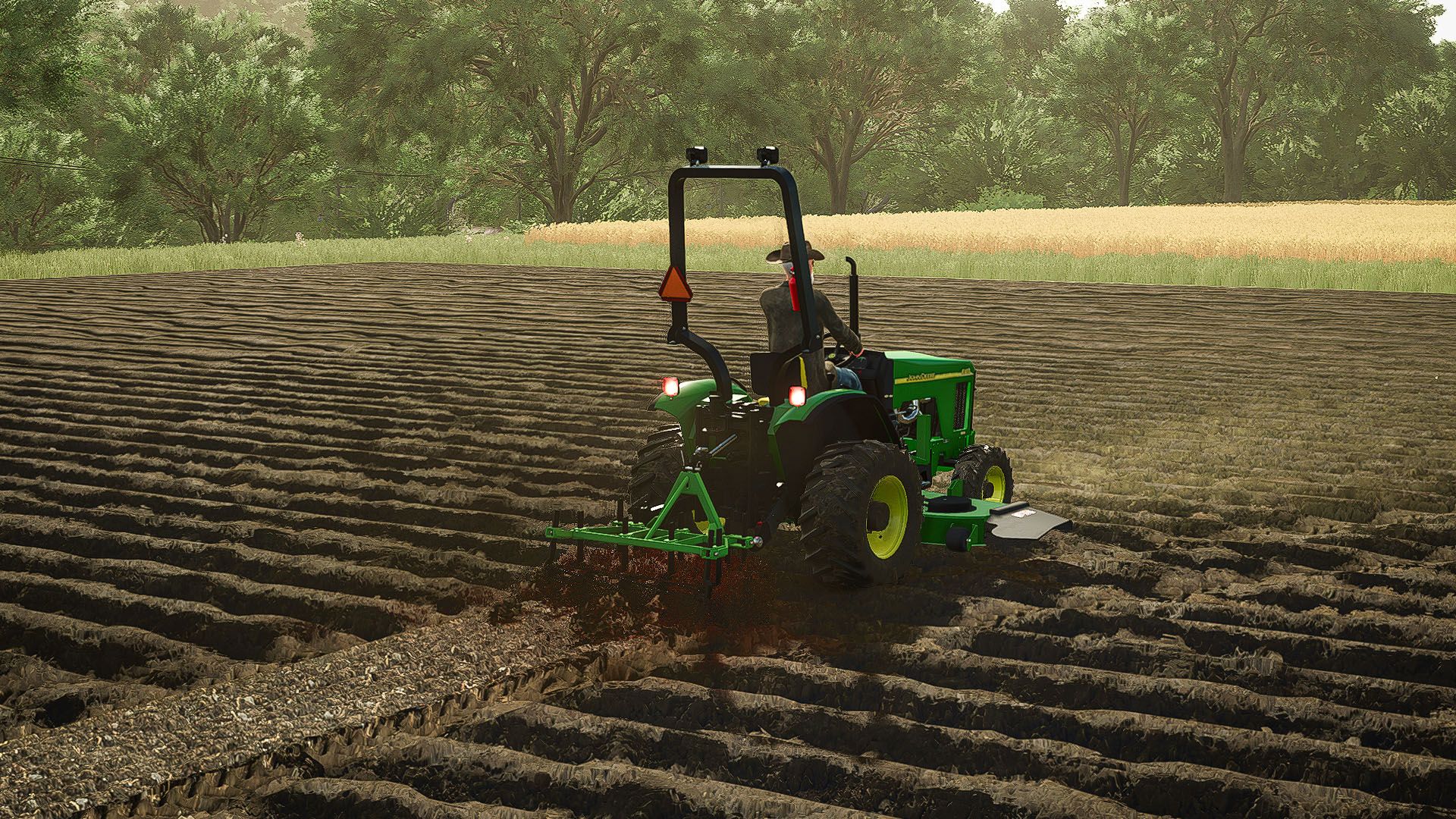 John Deere 4100 Compact & Deck