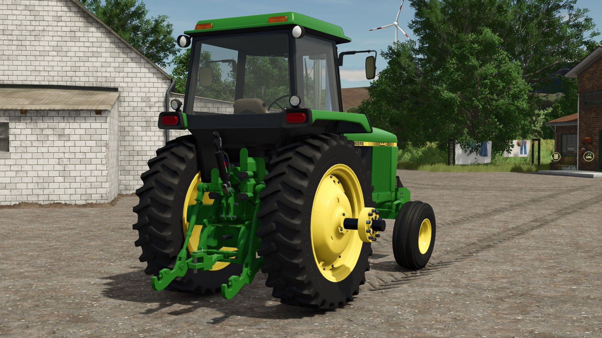 John Deere 4440