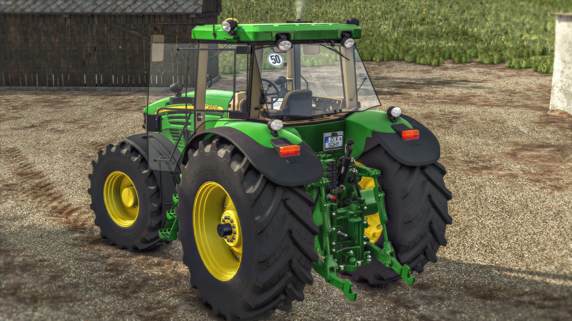 John Deere 7020