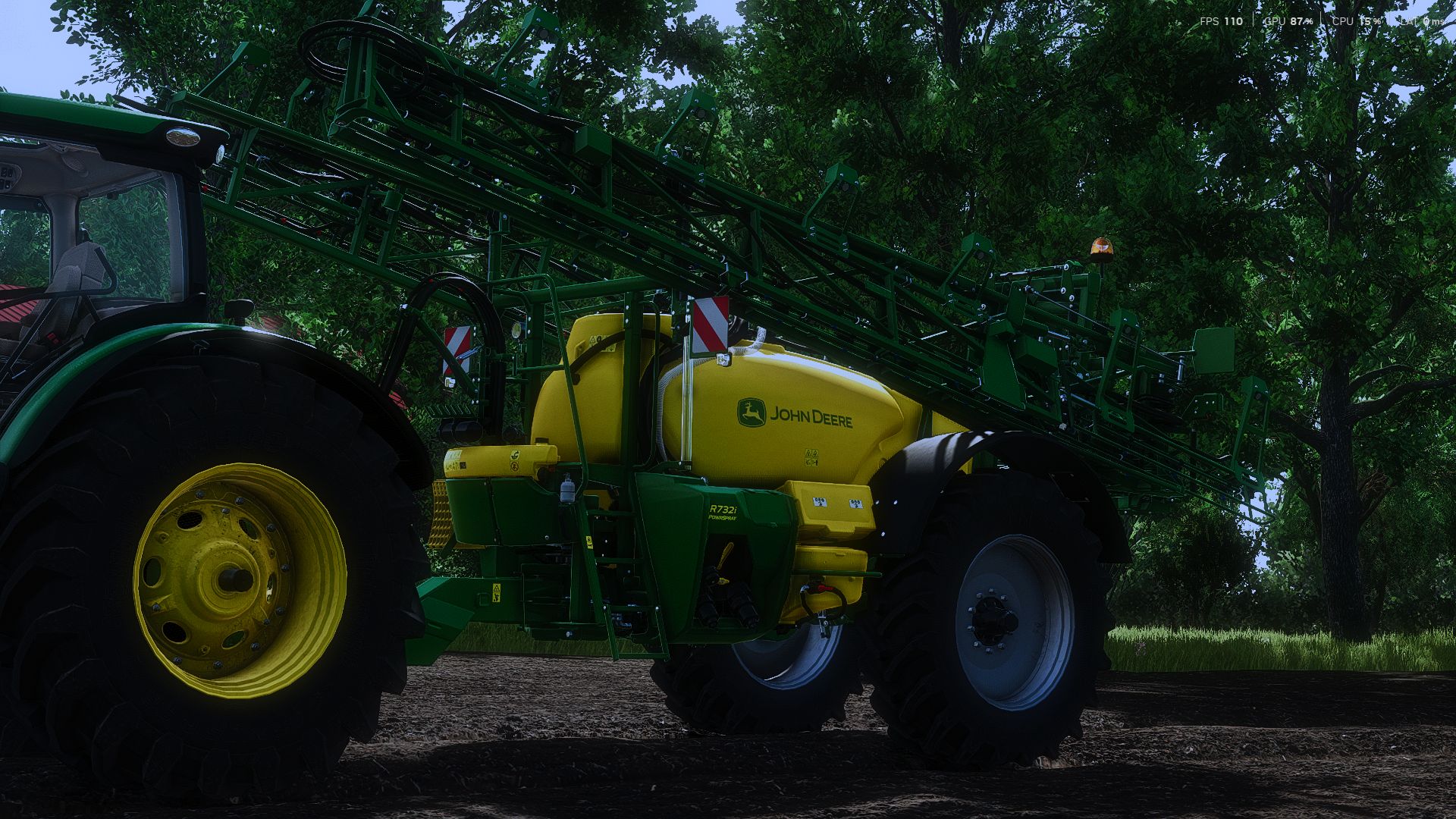 John Deere R700i