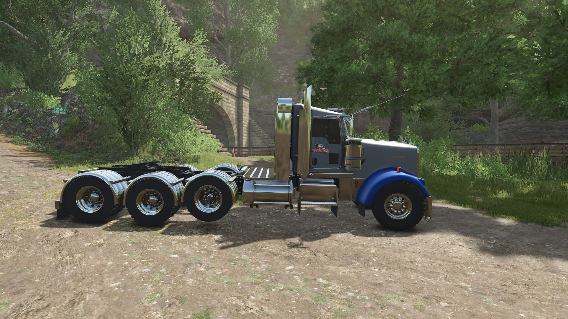 Kenworth W900L