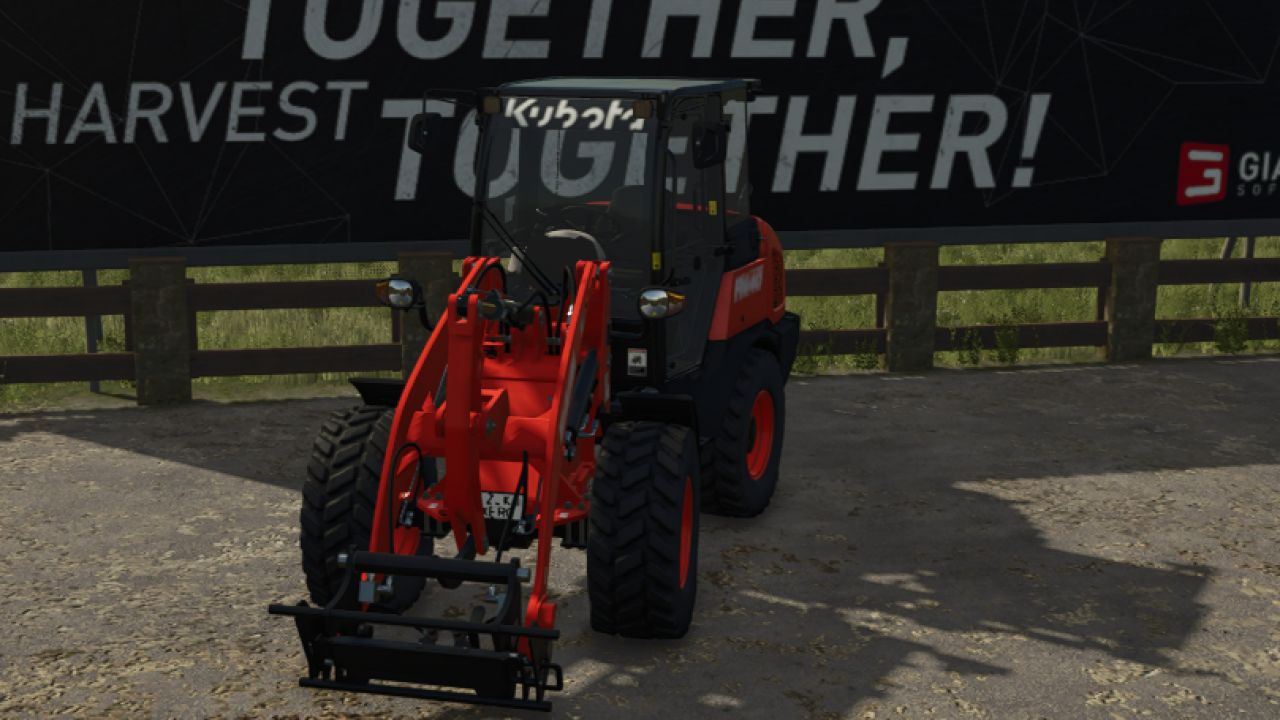 Kubota R640